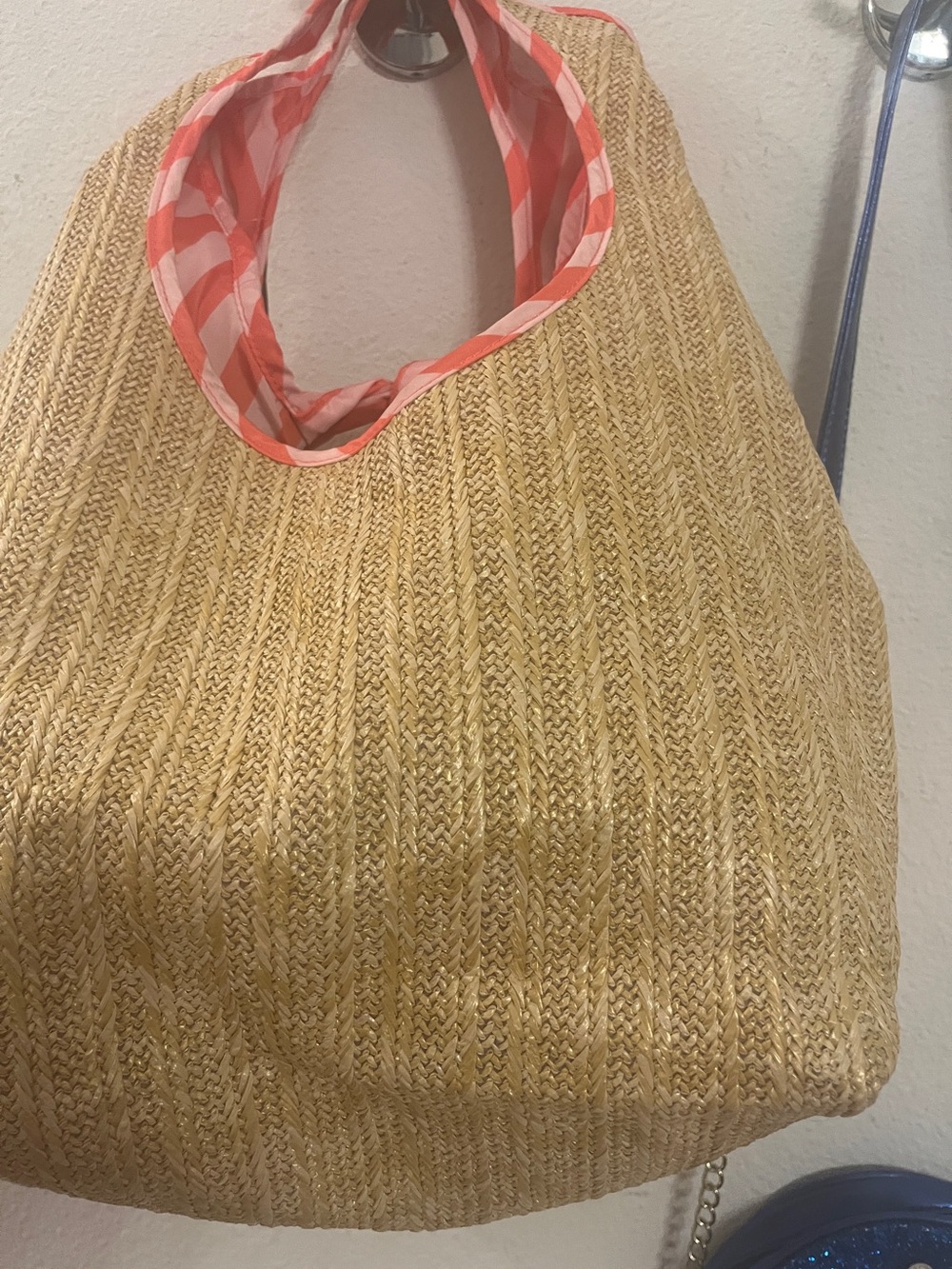 Victoria’s Secret Reversible Straw Tote Beach Bag Pink White Stripes NWT - Picture 7 of 13